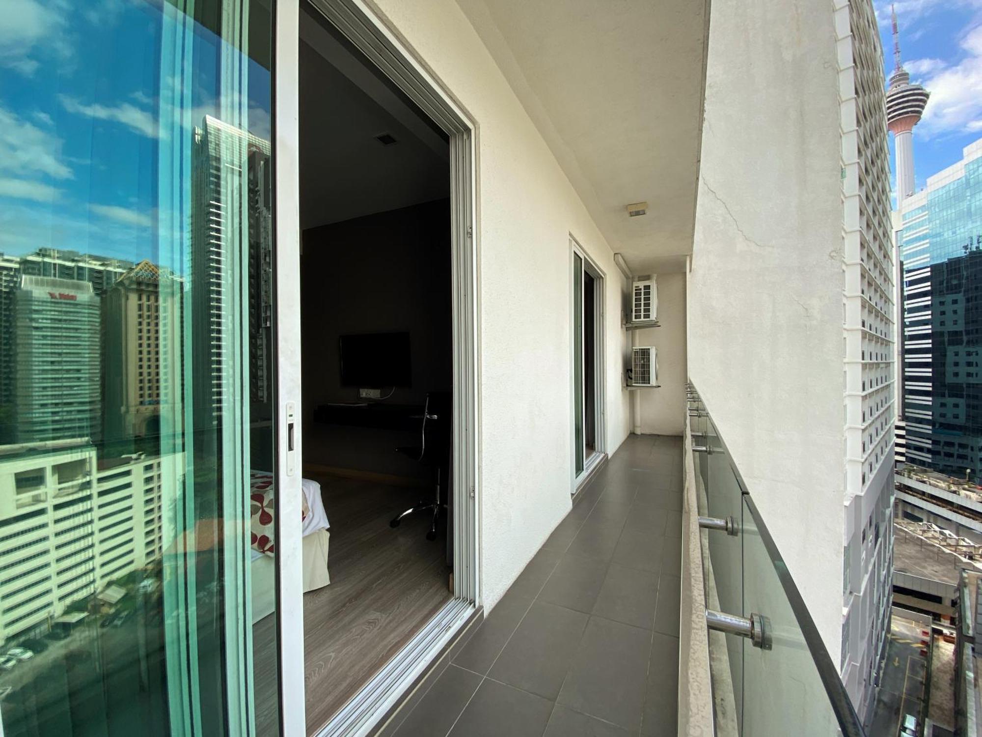 Ramada Suites By Wyndham Kuala Lumpur City Centre Eksteriør billede