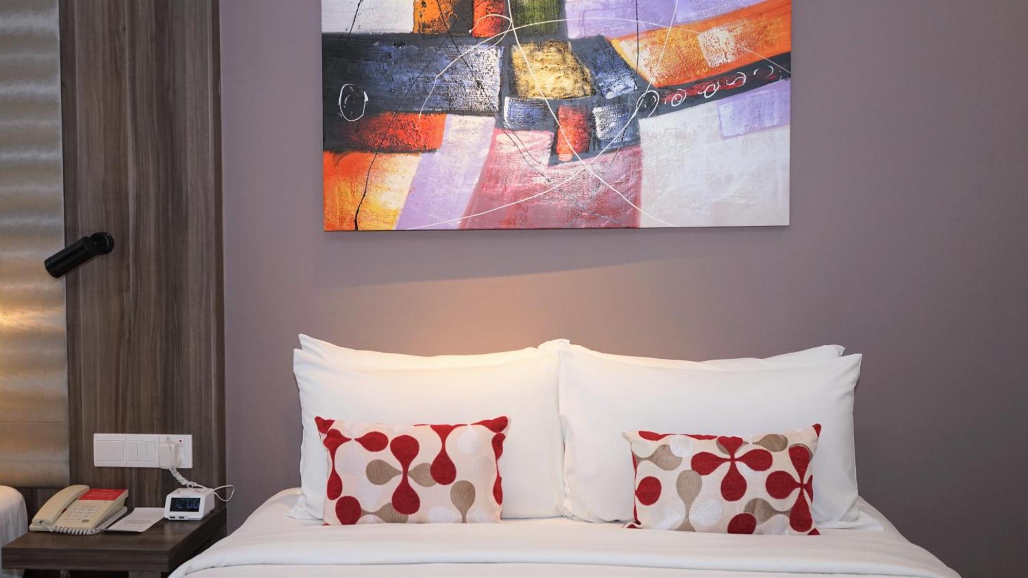 Ramada Suites By Wyndham Kuala Lumpur City Centre Eksteriør billede