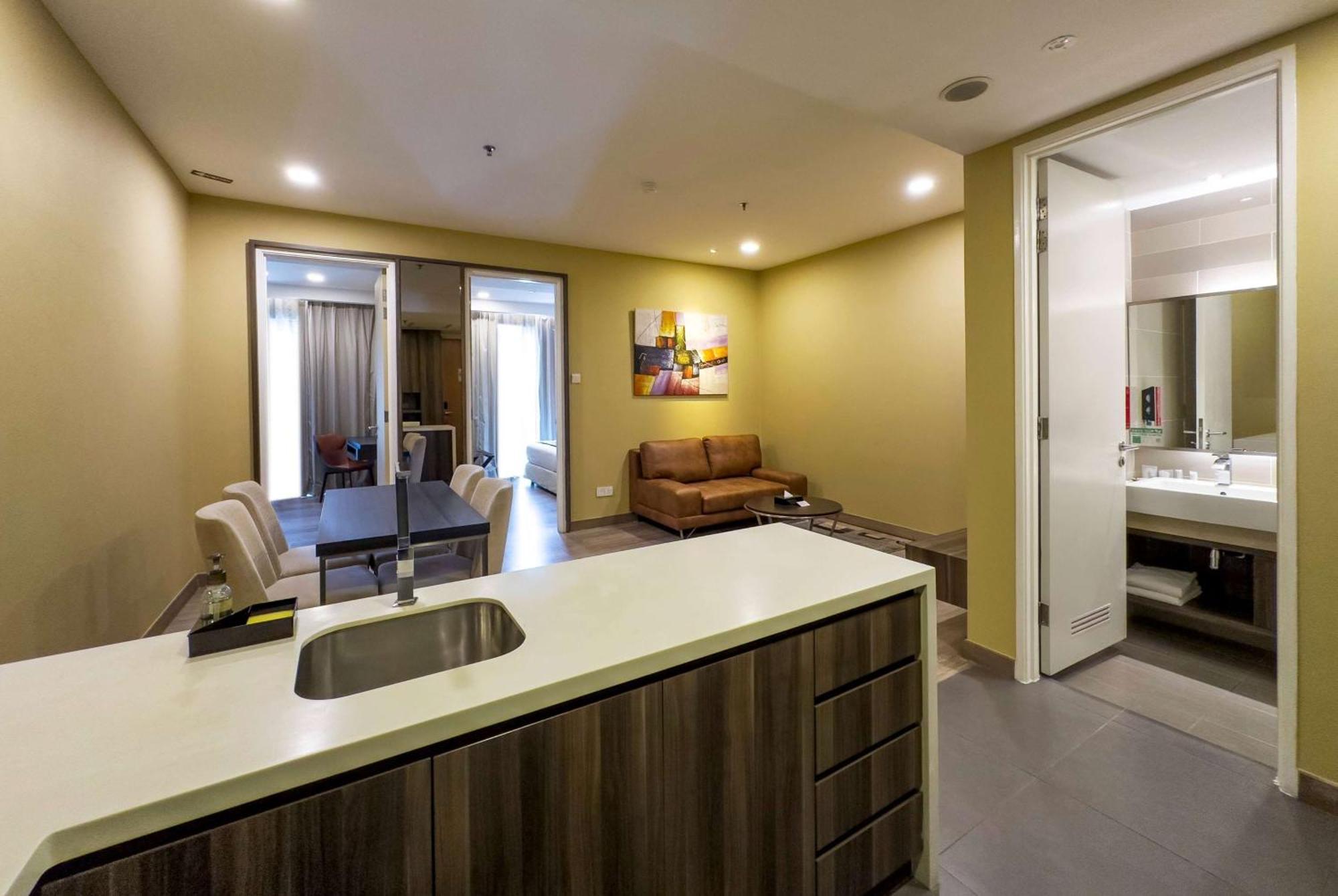 Ramada Suites By Wyndham Kuala Lumpur City Centre Eksteriør billede